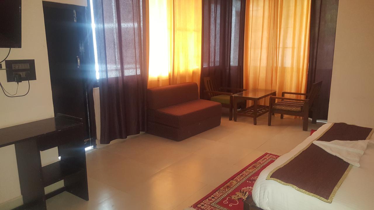 לנסדאון Corbett Hill Resort By Opensky מראה חיצוני תמונה